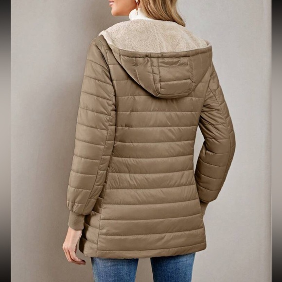 Luxe quilted teddy lined hooded jacket - Picture 9 of 16